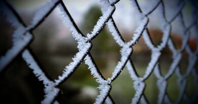 A következő napokban jelentős időjárási változásokra készülhetünk, különösen a Dunántúlon, ahol tartósabb felhősödés várható.