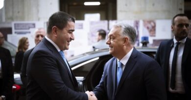 Orbán Viktor: Magyarország szilárdan kiáll Georgia mellett a Brüsszellel folytatott vitában