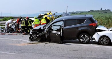 Hatalmas baleset: 6 kilóméteres a torlódás, teljesen megbénult a közlekedés