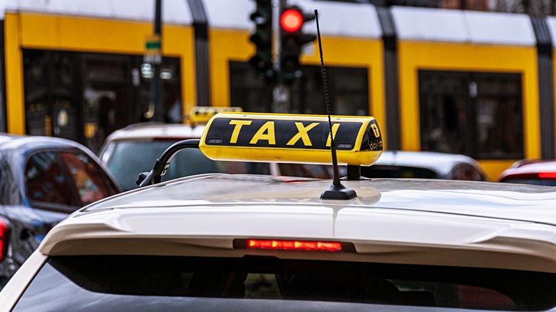 A hatóságok szerint is hiba volt elküldeni a kórházból a férfit, aki végül Szlovákiába taxizott egy életmentő műtétért